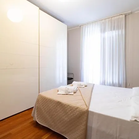 Center Wi-fi Private Parking 6 Posti Apartamento